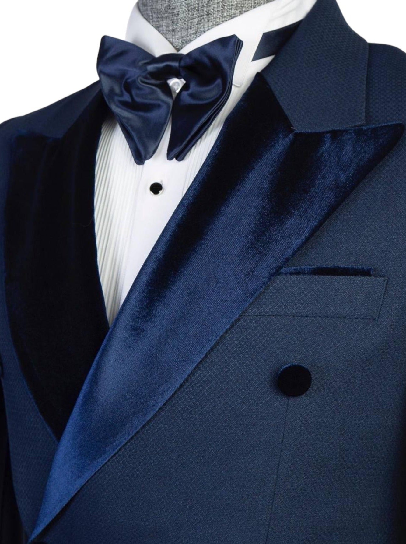 Darkblue Velvet Lapel Double Breasted Tuxedo