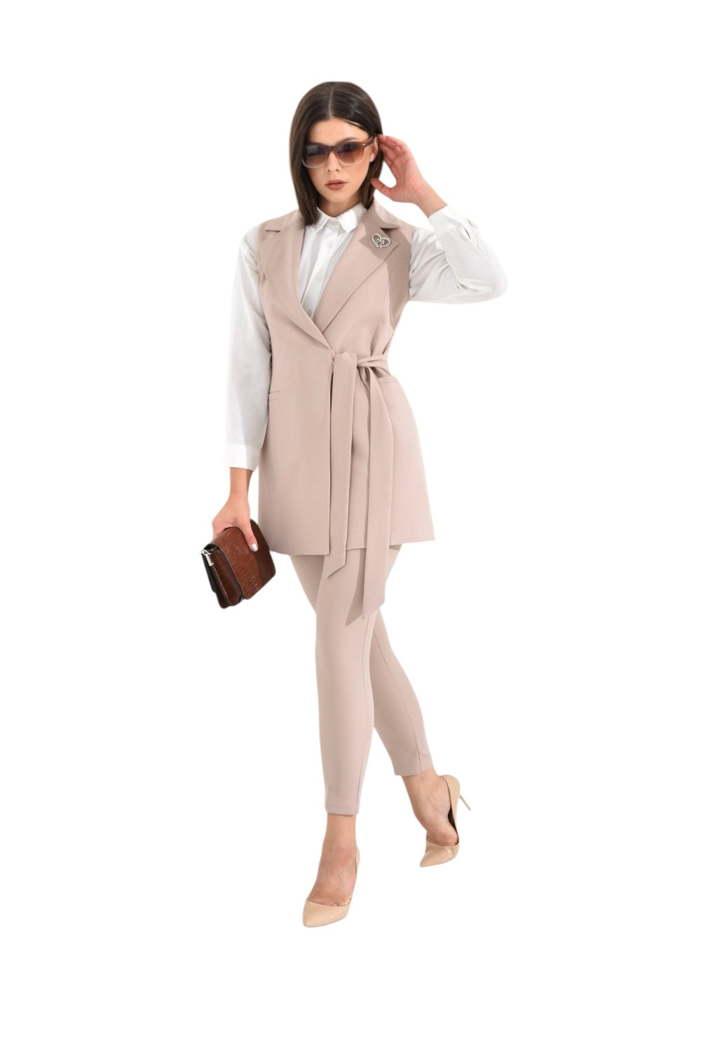 Beige Sleeveless Suit